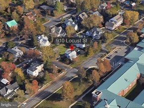 910 Locust Street, Herndon VA 20170