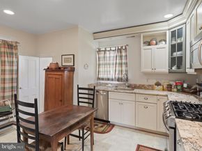 910 Locust Street, Herndon VA 20170