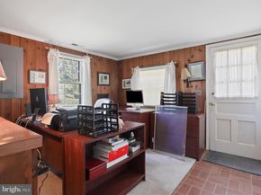 910 Locust Street, Herndon VA 20170