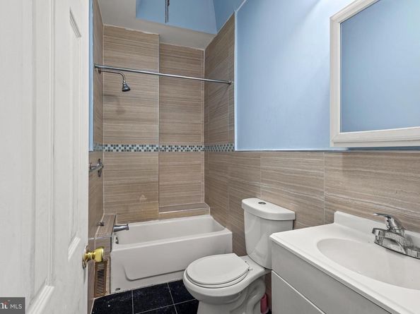 2629 S Mildred Street, Philadelphia PA 19148