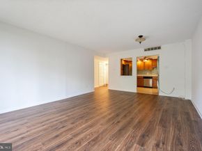 6301 Stevenson Avenue 806, Alexandria VA 22304