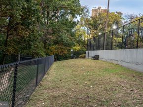 6301 Stevenson Avenue 806, Alexandria VA 22304
