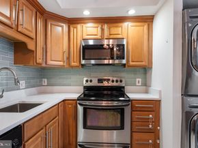 6301 Stevenson Avenue 806, Alexandria VA 22304
