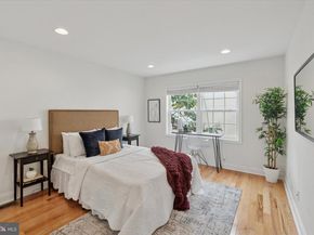 906 S 12TH Street, Philadelphia PA 19147