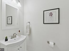 906 S 12TH Street, Philadelphia PA 19147