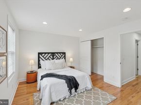 906 S 12TH Street, Philadelphia PA 19147
