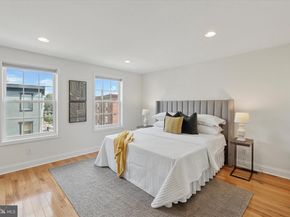 906 S 12TH Street, Philadelphia PA 19147