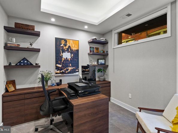 1646 Carlton Street, Philadelphia PA 19103