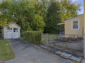 1240 Angora Drive, Yeadon PA 19050