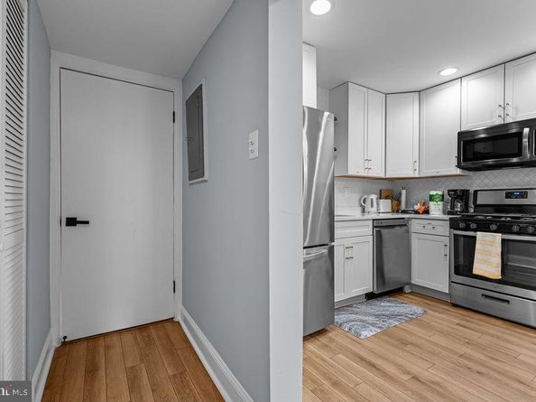 31 W Reed Avenue, Alexandria VA 22305