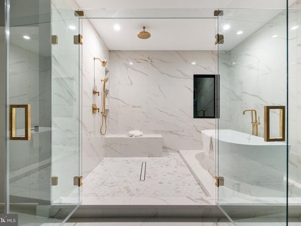 1052 Balls Hill Road, Mclean VA 22101