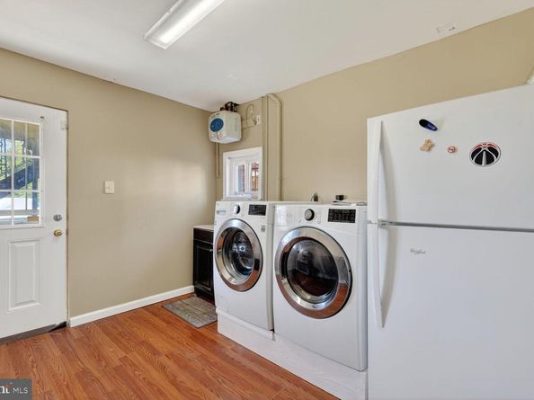 260 45TH Street NE, Washington DC 20019