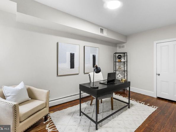 297 Hermitage Street, Philadelphia PA 19127