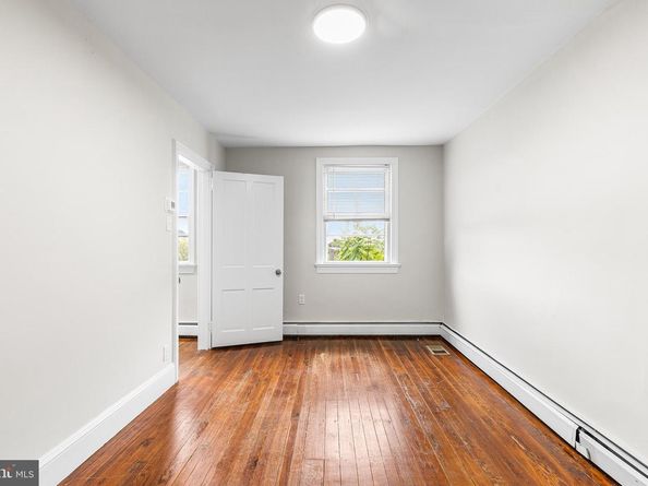 297 Hermitage Street, Philadelphia PA 19127