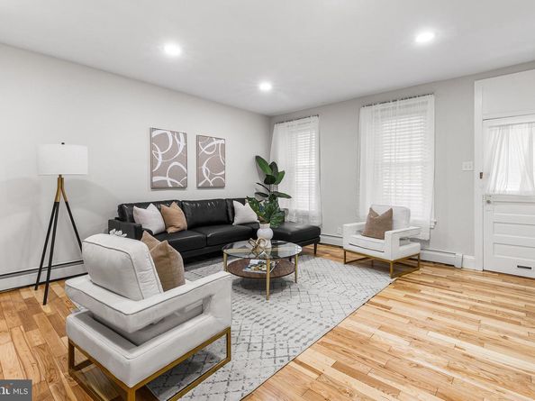 297 Hermitage Street, Philadelphia PA 19127