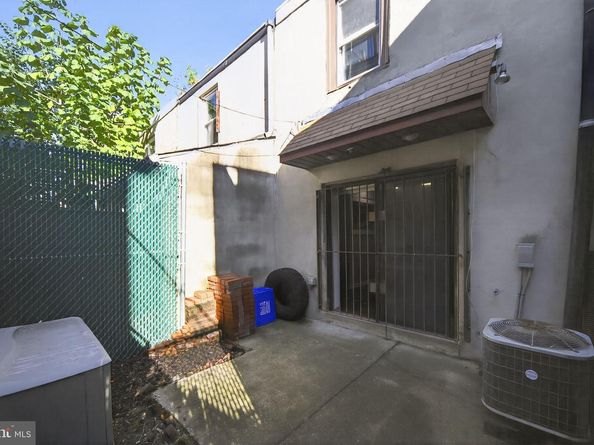 1704 Webster Street, Philadelphia PA 19146