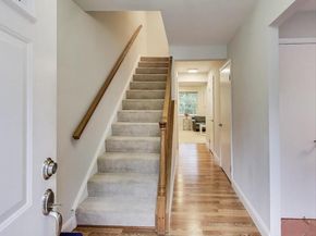 7836 Snead Lane, Falls Church VA 22043