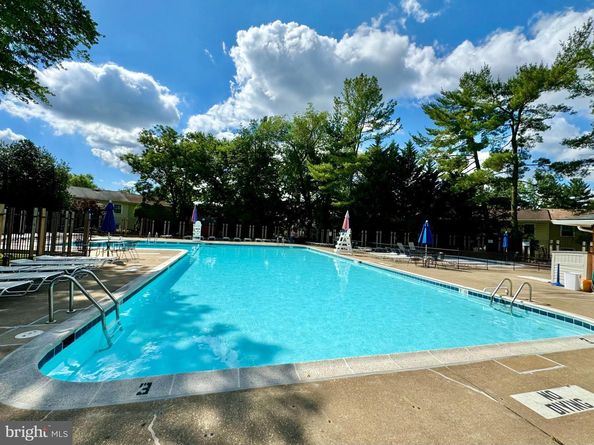 7836 Snead Lane, Falls Church VA 22043