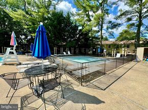 7836 Snead Lane, Falls Church VA 22043