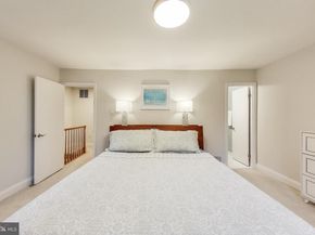7836 Snead Lane, Falls Church VA 22043
