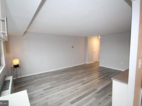 2500 N Van Dorn Street 1118, Alexandria VA 22302