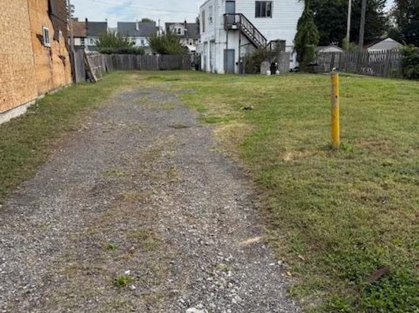 637 Spruce Street, Bristol PA 19007
