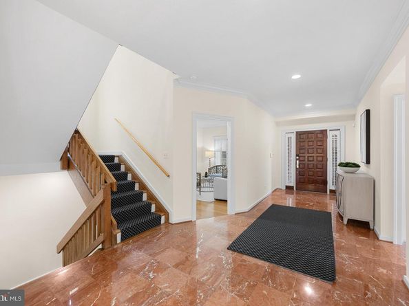 4667 Kenmore Drive NW, Washington DC 20007