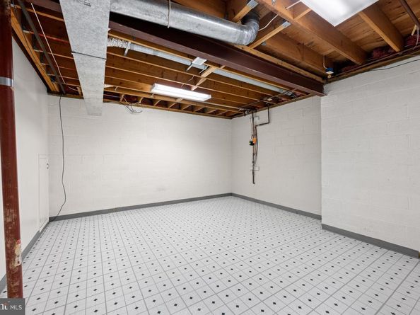 4667 Kenmore Drive NW, Washington DC 20007
