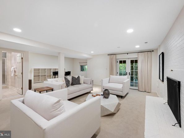 4667 Kenmore Drive NW, Washington DC 20007
