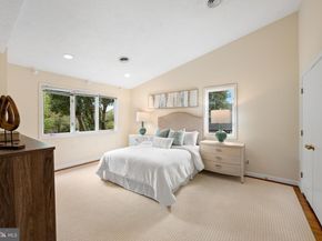 4667 Kenmore Drive NW, Washington DC 20007