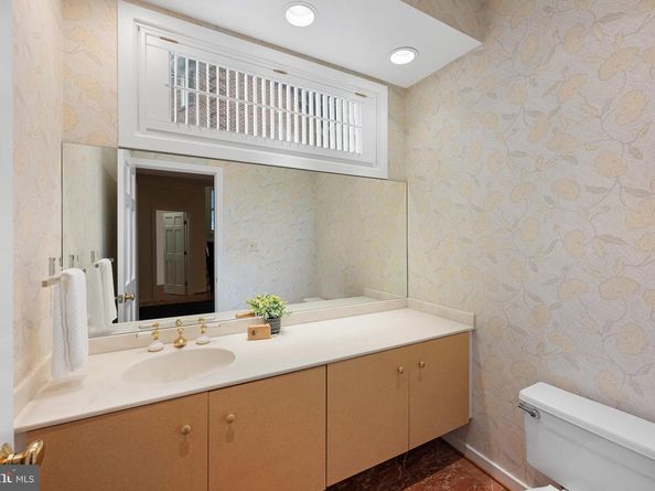 4667 Kenmore Drive NW, Washington DC 20007