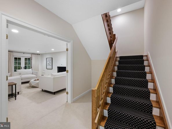4667 Kenmore Drive NW, Washington DC 20007