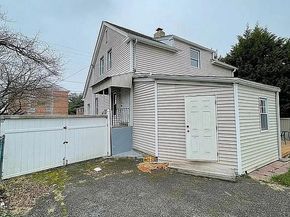 1715 Rhawn Street, Philadelphia PA 19111