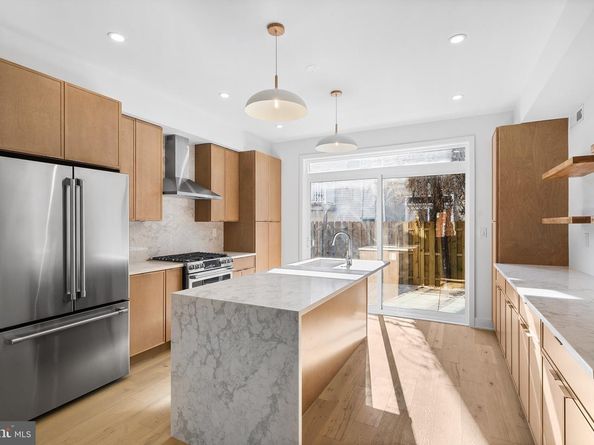 1810 Bainbridge Street, Philadelphia PA 19146