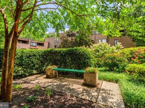 11260 Chestnut Grove Square 139, Reston VA 20190