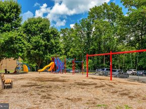 11260 Chestnut Grove Square 139, Reston VA 20190