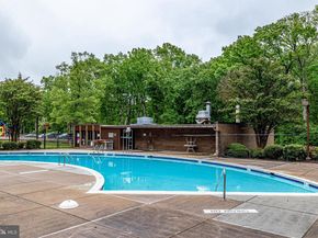 11260 Chestnut Grove Square 139, Reston VA 20190