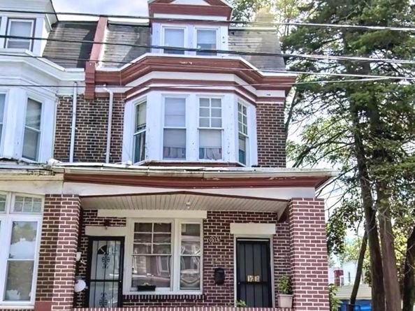 1016 W Duncannon Avenue, Philadelphia PA 19141