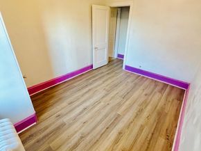 1016 W Duncannon Avenue, Philadelphia PA 19141