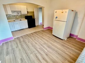 1016 W Duncannon Avenue, Philadelphia PA 19141