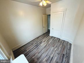 1016 W Duncannon Avenue, Philadelphia PA 19141