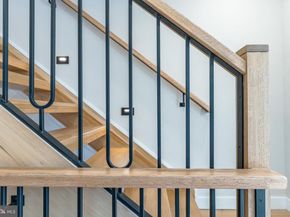 250 Gate Street, Philadelphia PA 19128