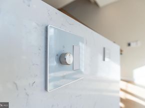 250 Gate Street, Philadelphia PA 19128