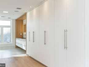 250 Gate Street, Philadelphia PA 19128