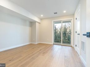 250 Gate Street, Philadelphia PA 19128