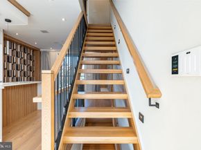 250 Gate Street, Philadelphia PA 19128