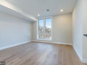 250 Gate Street, Philadelphia PA 19128