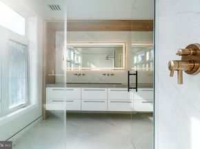 250 Gate Street, Philadelphia PA 19128