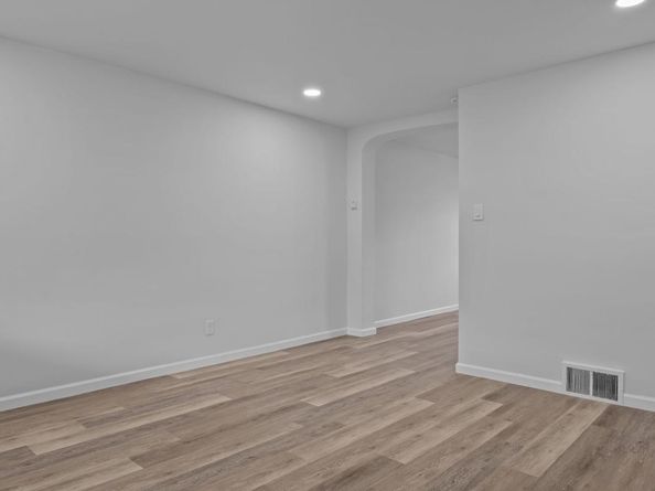 2841 S Simpson Street, Philadelphia PA 19142