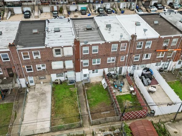 2841 S Simpson Street, Philadelphia PA 19142